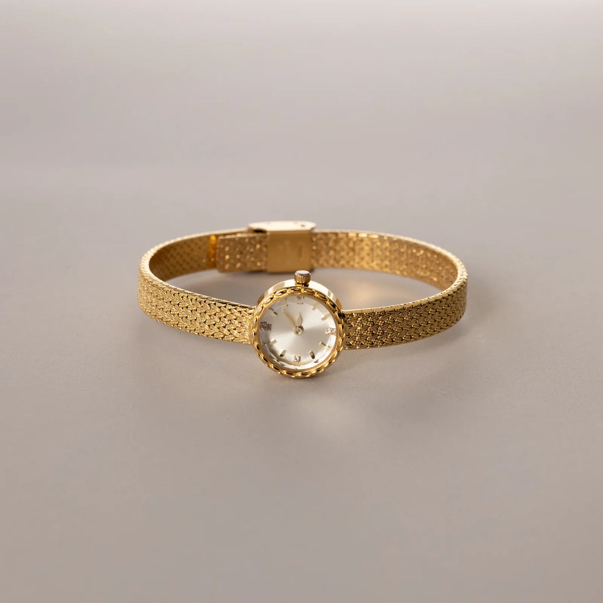 Eloi retro watch