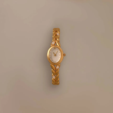 Oval watch with inlay